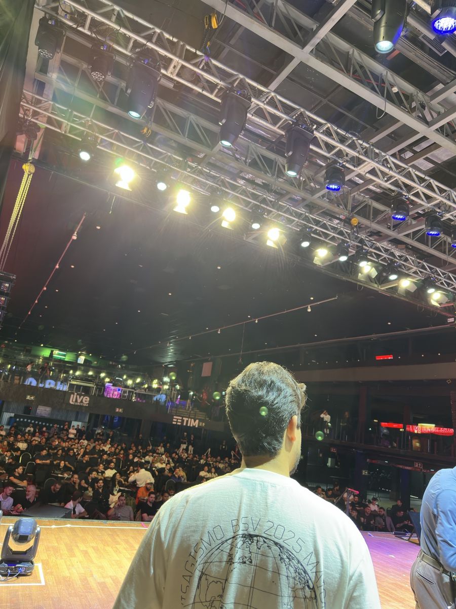 Hugo no palco em Curitiba